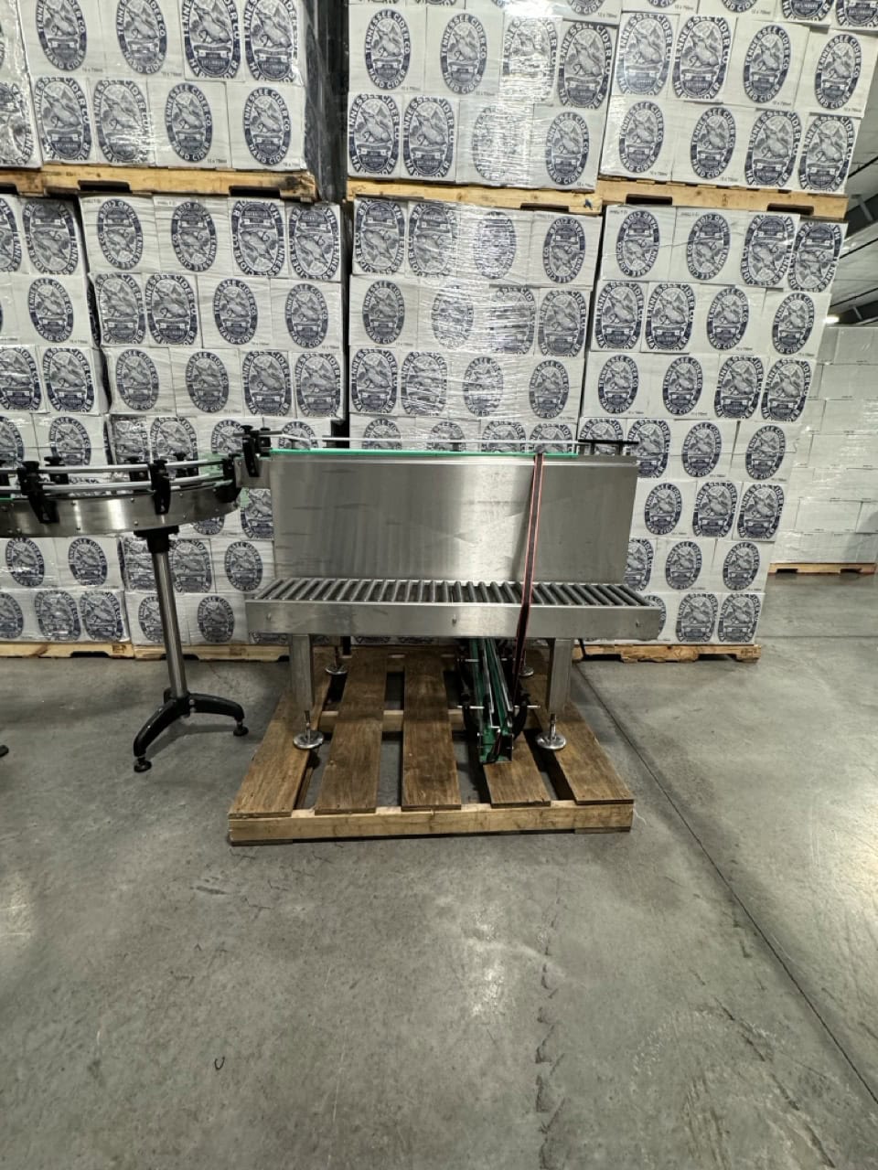 GAI 5031FM-Bier Bottle Filling and Crowning Machine, 2015 - Image 9