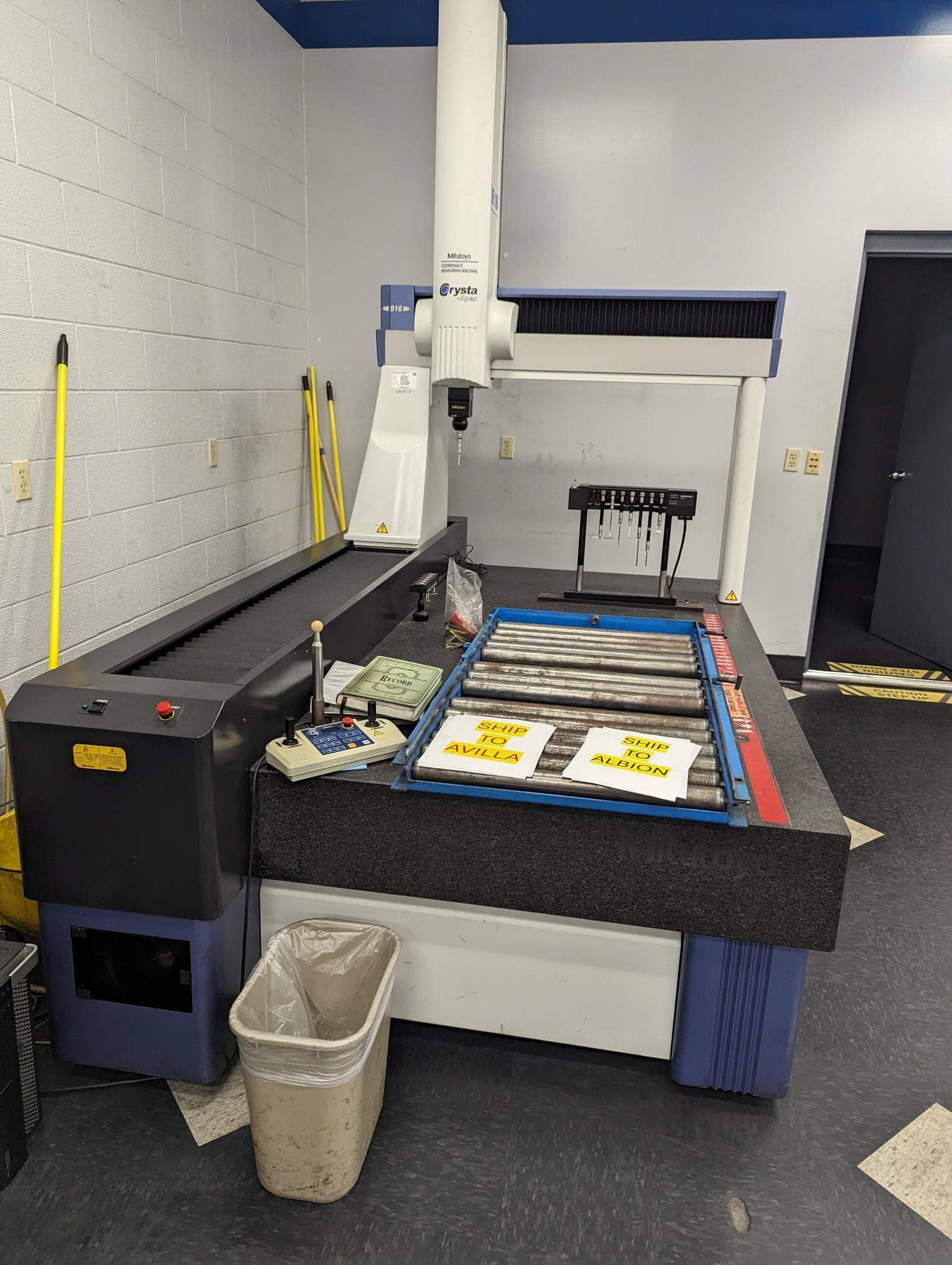 9.10.6 Mitutoyo Crysta-Apex CRT-A916 CMM - Open To Offers, Renishaw PH10T/Probing, Tooling/Extras