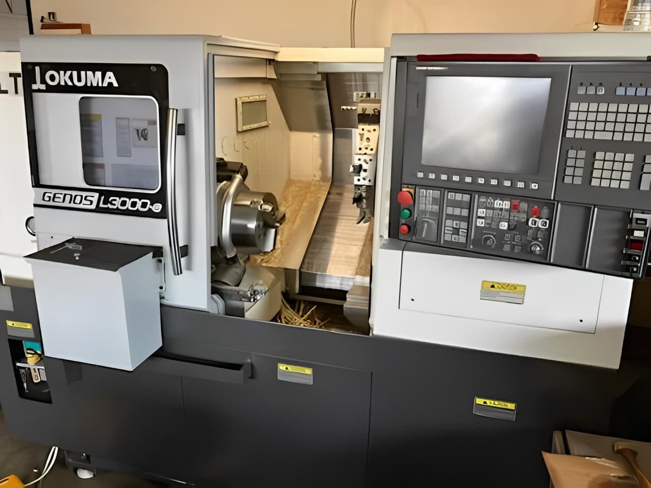 Okuma Genos L3000-E CNC Lathe, 2019 - Tailstock, Chip Conveyor