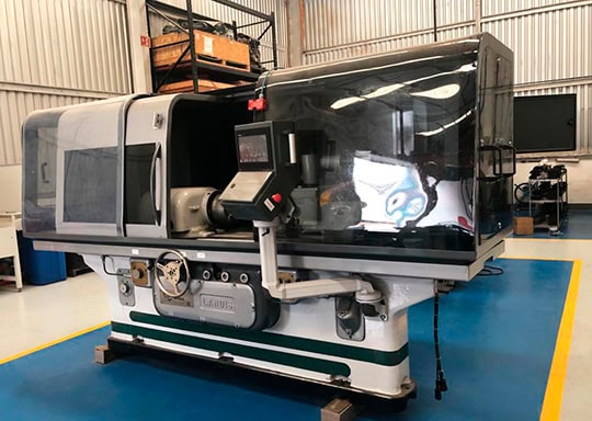 Landis 12'' Type CH Universal Grinding Machine, 1951 - REBUILT in 2022 - Image 2
