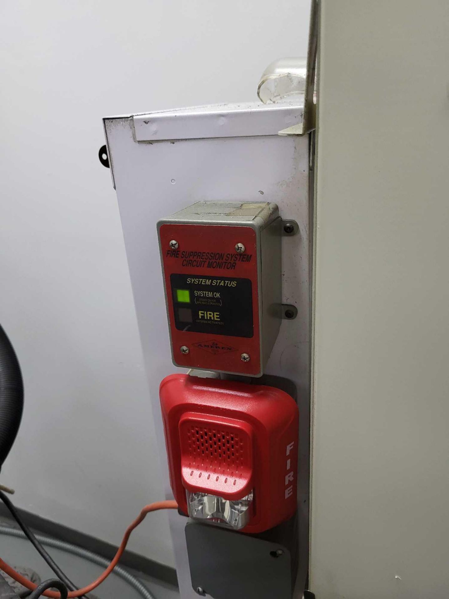 Mitsubishi EA8M Ram Type Sinker EDM Machine, 2005 - Image 11