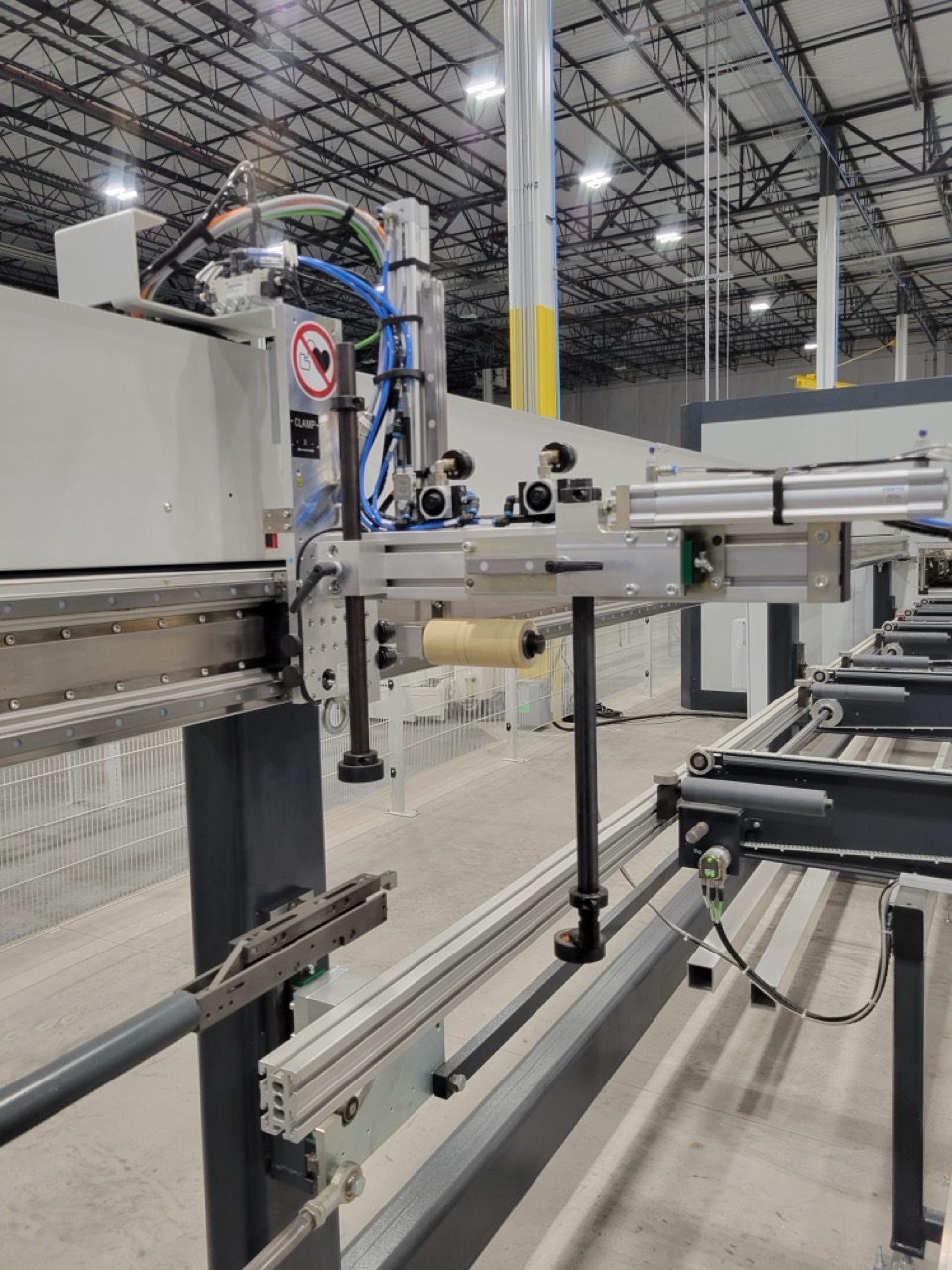 Elumatec SBZ 686 XXL CNC Profile Machining Center, 2022 - 62 Hours of Use, Fully Equipped - Image 29