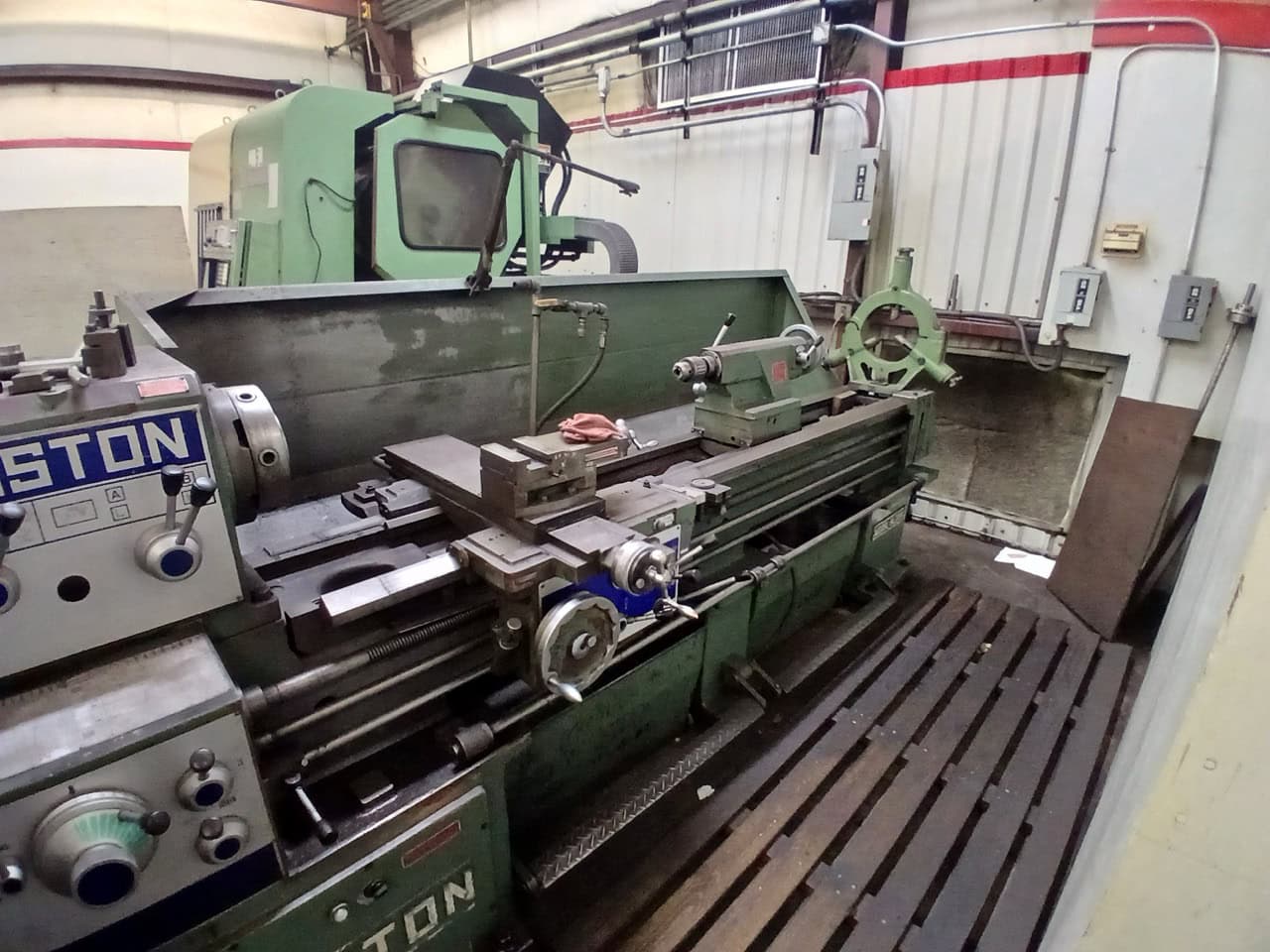 21" x 80" Kingston HL-2000 Engine Lathe, 1985 - Taper Attachment, Steady Rest - Image 3