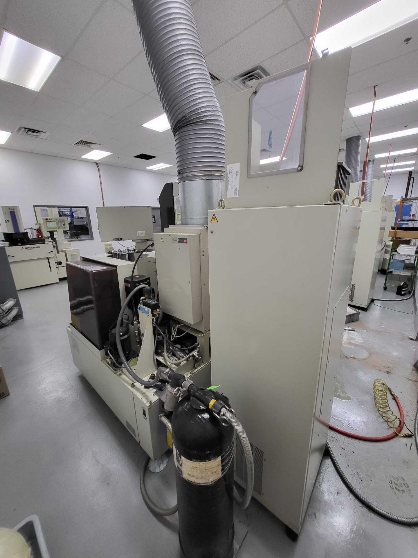 Mitsubishi FA10S Wire EDM, 2000 - Auto Wire Threading - Image 4