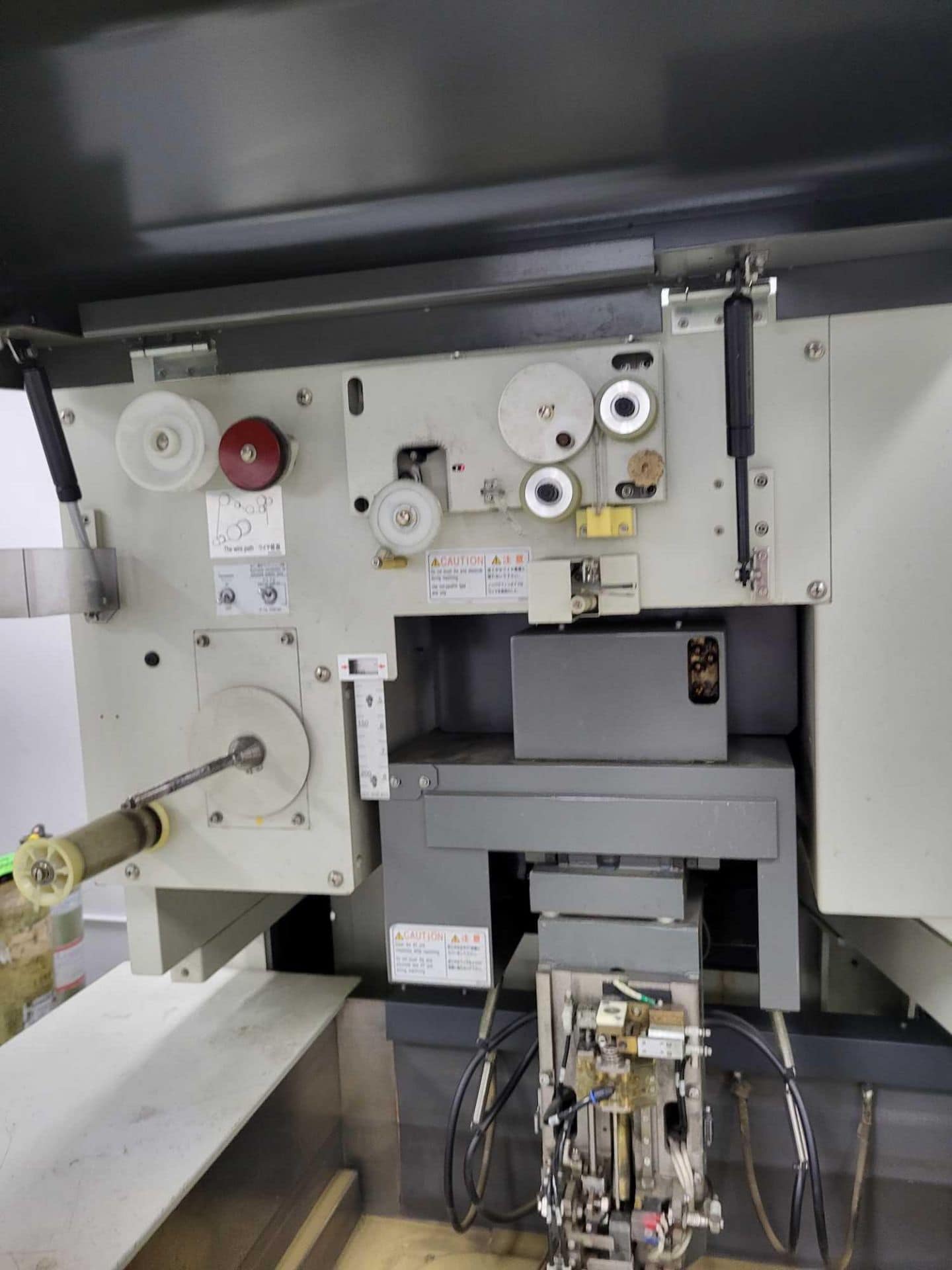 Mitsubishi FA10SM Wire EDM, 2005 - Image 4
