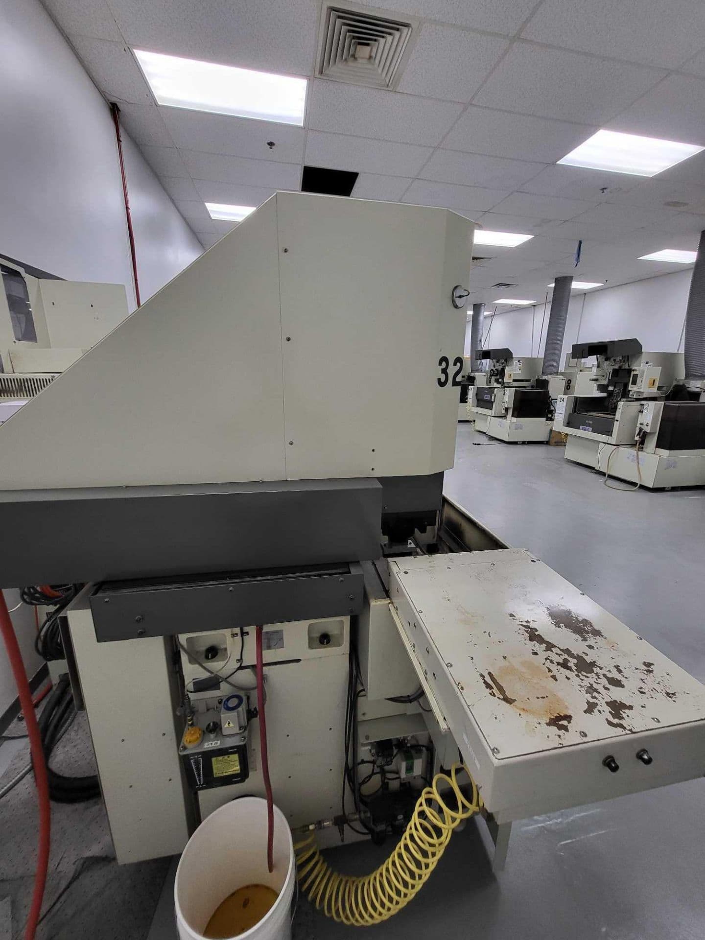 Mitsubishi EA8M Ram Type Sinker EDM Machine, 2005 - Image 6