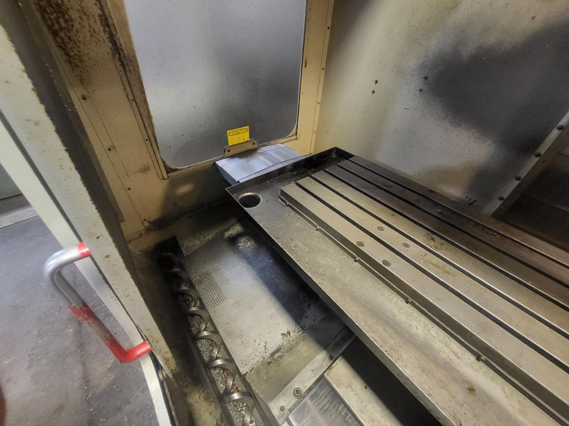 Haas VF-4 CNC VMC, 2001 - 4th Axis Drive & Prewire, Chip Auger, Side-Mount Tool Changer - Image 6