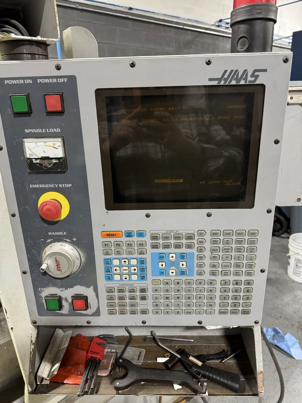 Haas SL-20T CNC Lathe, 2000 - Tailstock, Chip Auger - Image 7