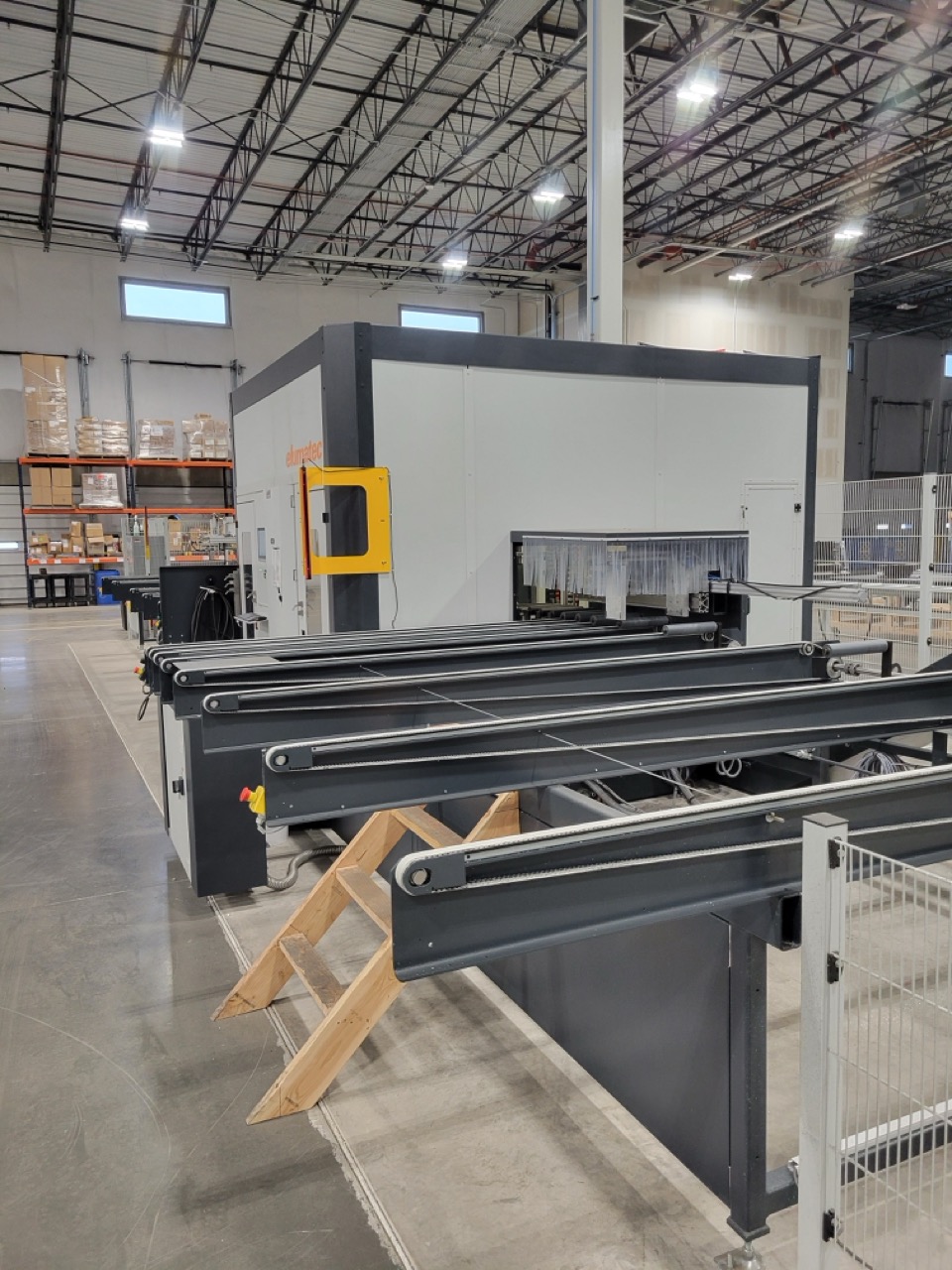 Elumatec SBZ 686 XXL CNC Profile Machining Center, 2022 - 62 Hours of Use, Fully Equipped - Image 8