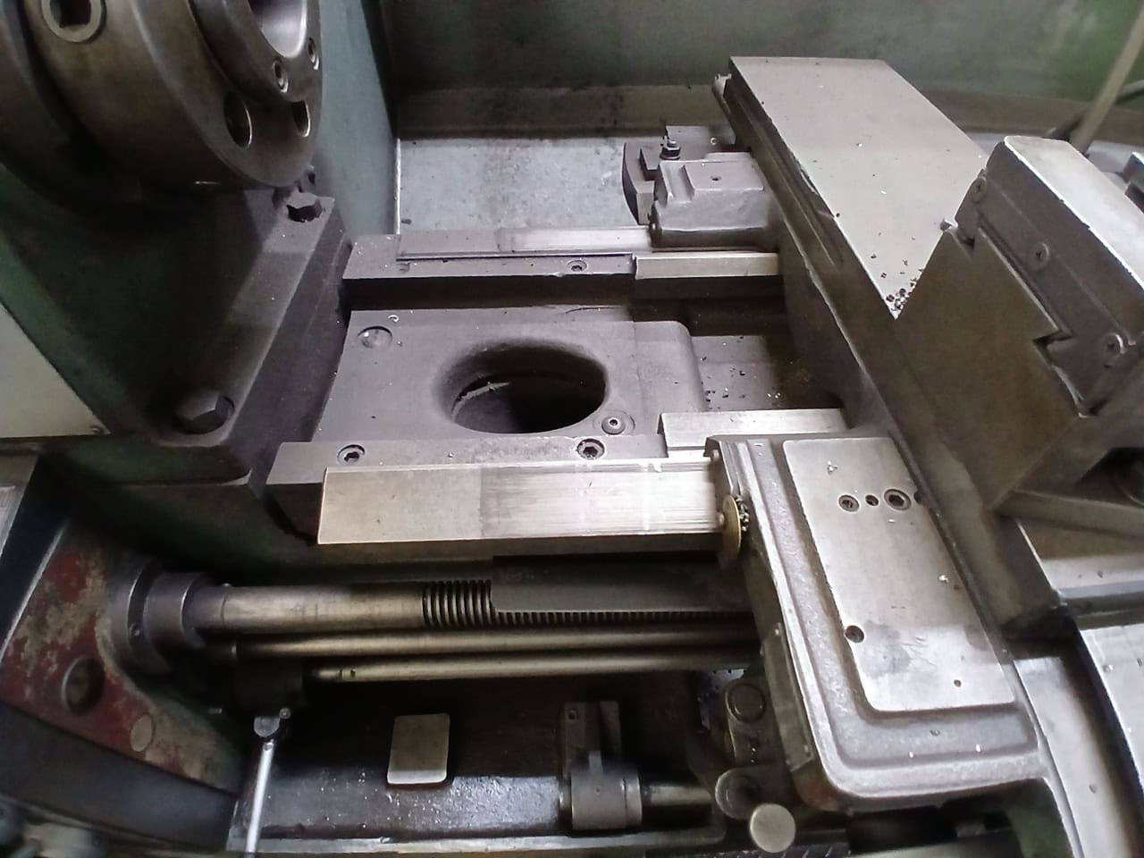 21" x 80" Kingston HL-2000 Engine Lathe, 1985 - Taper Attachment, Steady Rest - Image 9