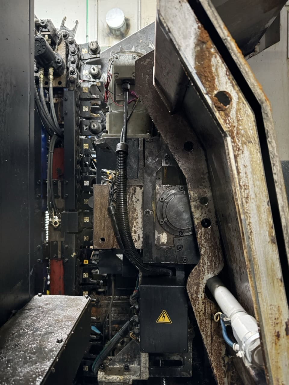 Doosan Puma MX2000ST Multi Axis Lathe, 2007 - 9 Axis, Sub Spindle, Live Tooling - Image 43