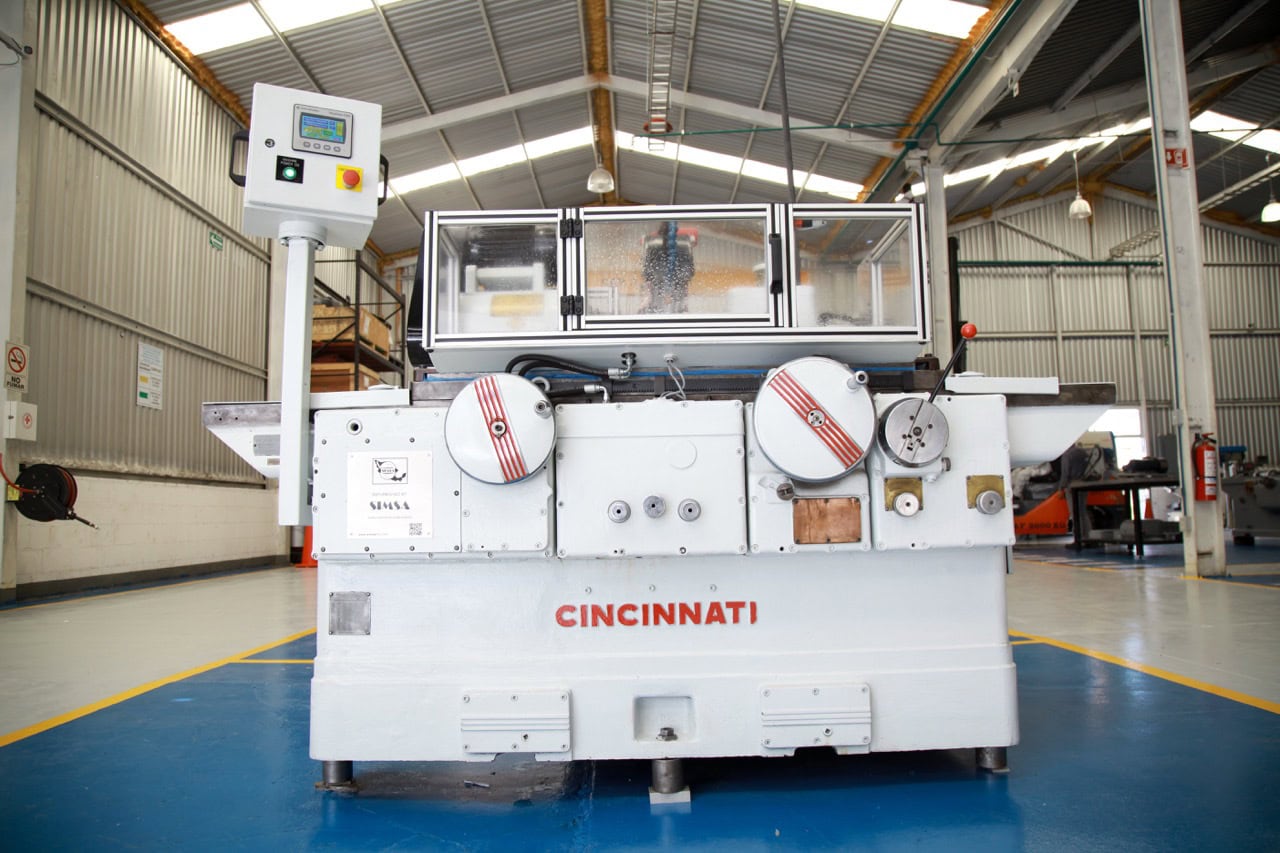 Cincinnati No. 2U-OD Hydraulic Universal Grinder, 1947 - REBUILT 2022 - Image 20