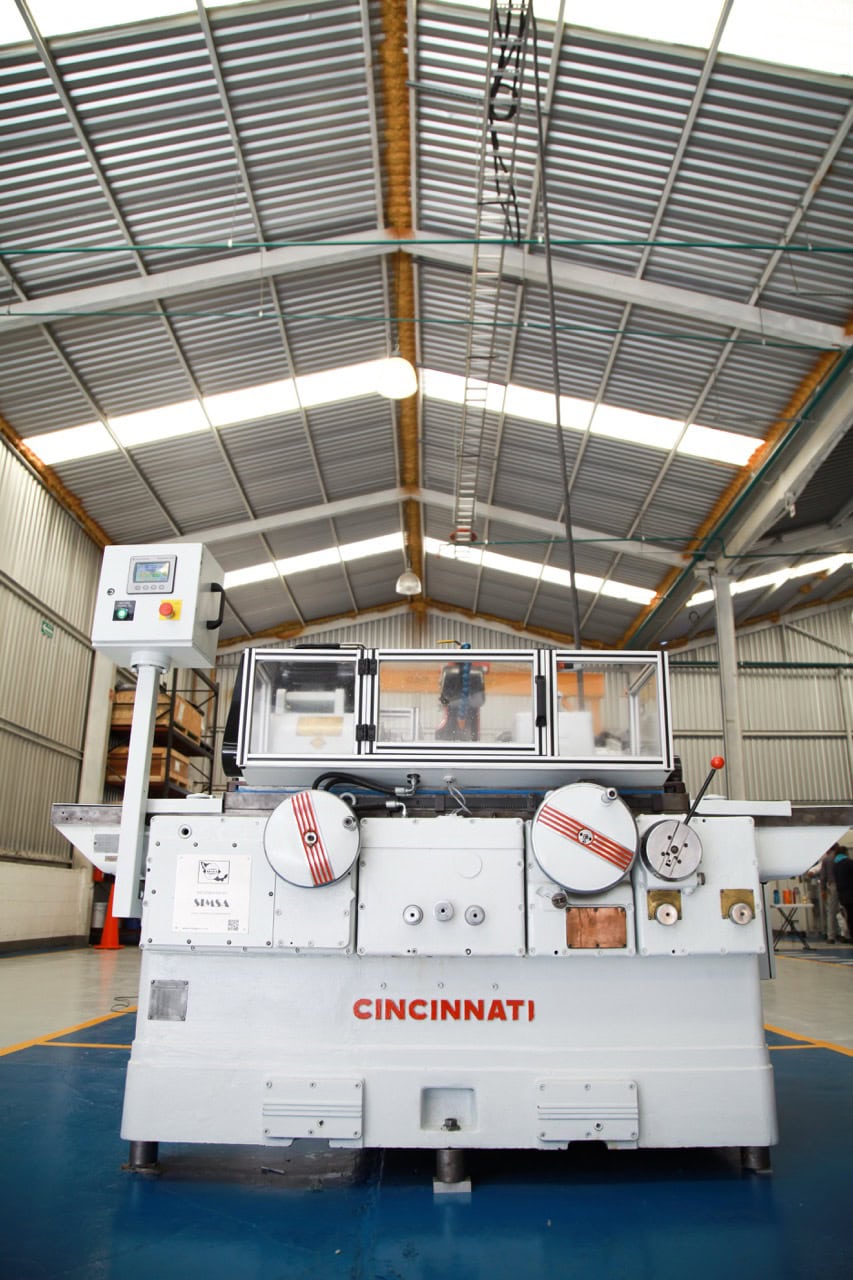 Cincinnati No. 2U-OD Hydraulic Universal Grinder, 1947 - REBUILT 2022 - Image 34