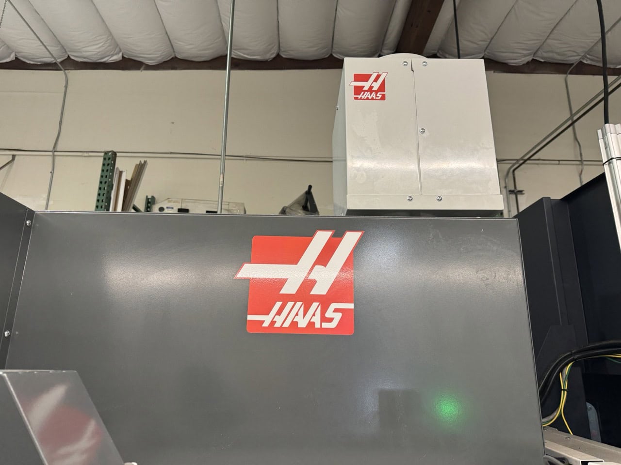 Haas UMC-350HD Universal Machining Center, 2023 - WIPS Probing, Coolant Through Spindle, 15K RPM - Image 9
