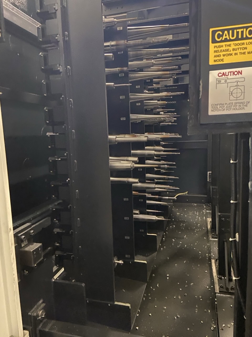 Makino MCC2013-VG 6-Axis HMC, 2016 - Image 4