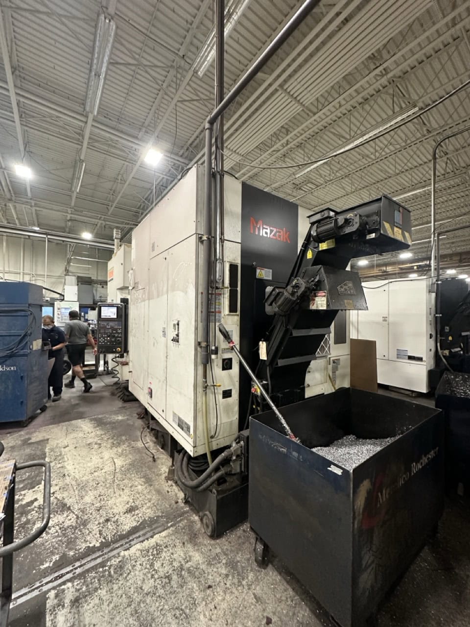 Mazak HCN-4000 400mm HMC, 2012 - 80 Tools, Full 4th Axis, CAT40, Probing, Chip Conveyor - Image 2