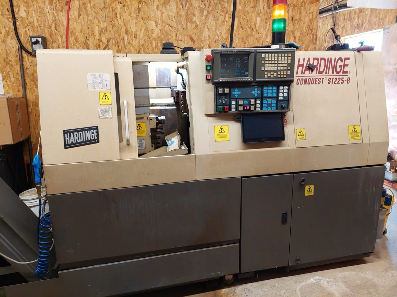 Hardinge Conquest ST225-B CNC Multi-Axis Lathe, 2000 -LNS Super Hydrobar Barfeeder, Under 1k Cutting Hours