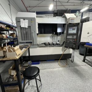 Okuma Genos M560V CNC VMC, 2018 - LNS Hinge Belt Conveyor