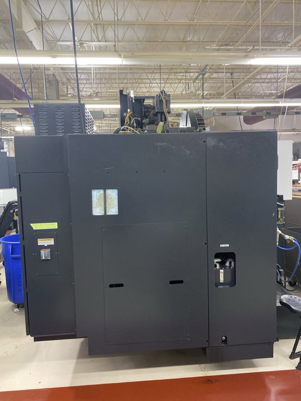 Mazak 510C-II CNC VMC, 2010 - 4th Axis Wired & Rotary, Renishaw Probe, Tool Setter, Chip Conveyor - Image 13