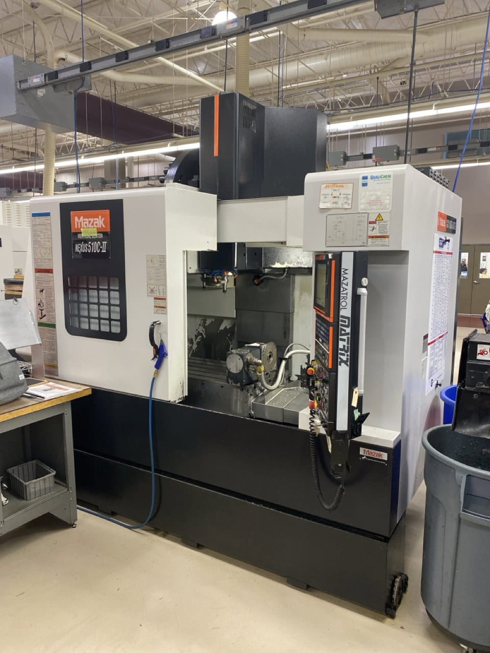 Mazak 510C-II CNC VMC, 2010 - 4th Axis Wired & Rotary, Renishaw Probe, Tool Setter, Chip Conveyor - Image 2
