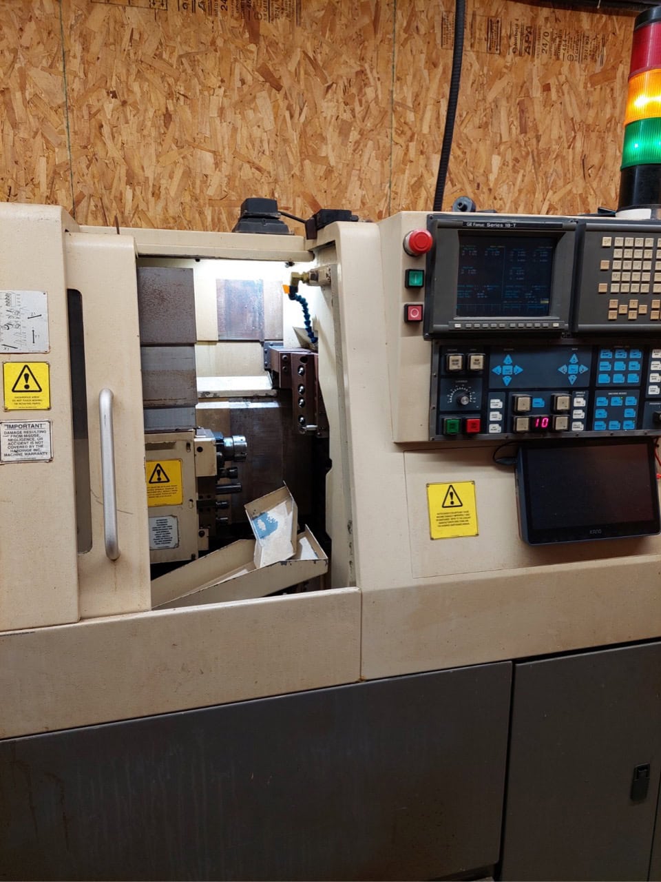 Hardinge Conquest ST225-B CNC Multi-Axis Lathe, 2000 -LNS Super Hydrobar Barfeeder, Under 1k Cutting Hours - Image 2