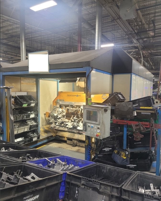 Miller Performarc 3-Arm Robotic Weld Cell, 2014 - Panasonic TA1600 Robots - Image 4