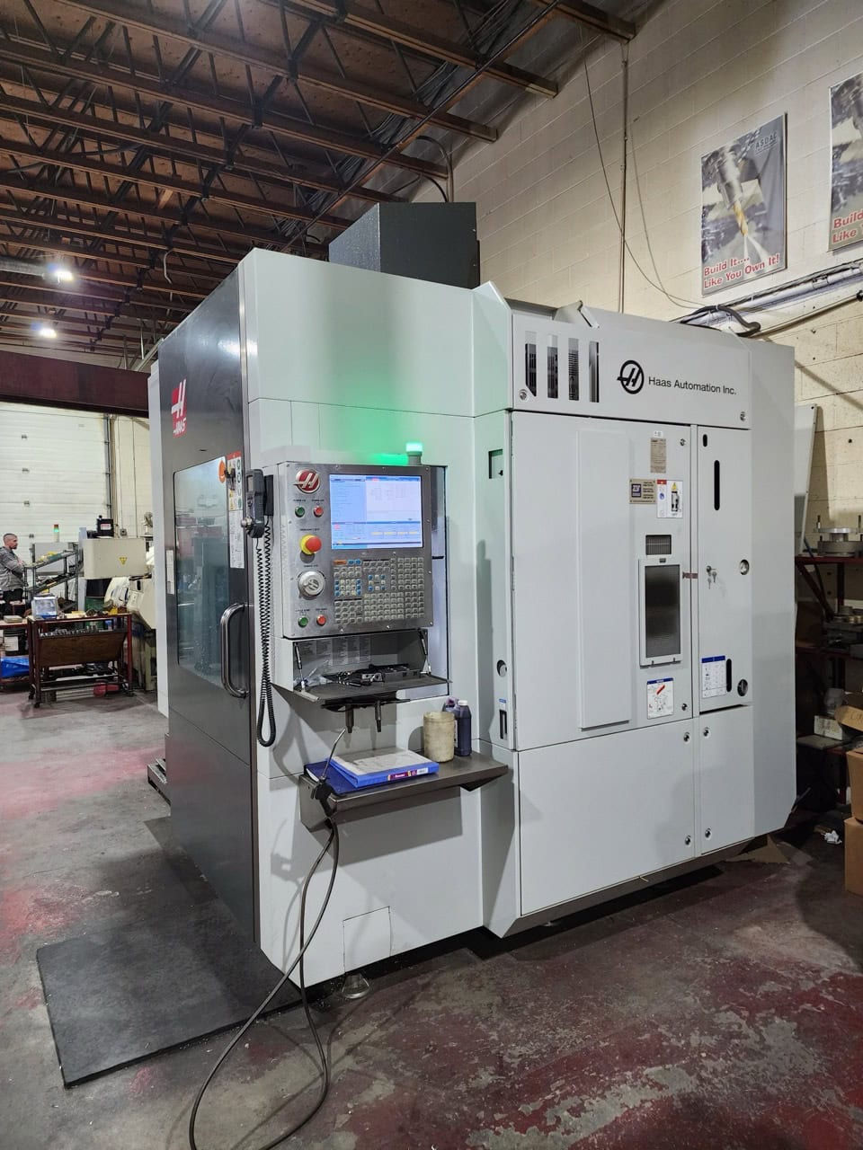 Haas UMC 750SS Universal Machining Center, 2016 - 15k RPM, 300PSI Coolant Through Spindle - Image 3