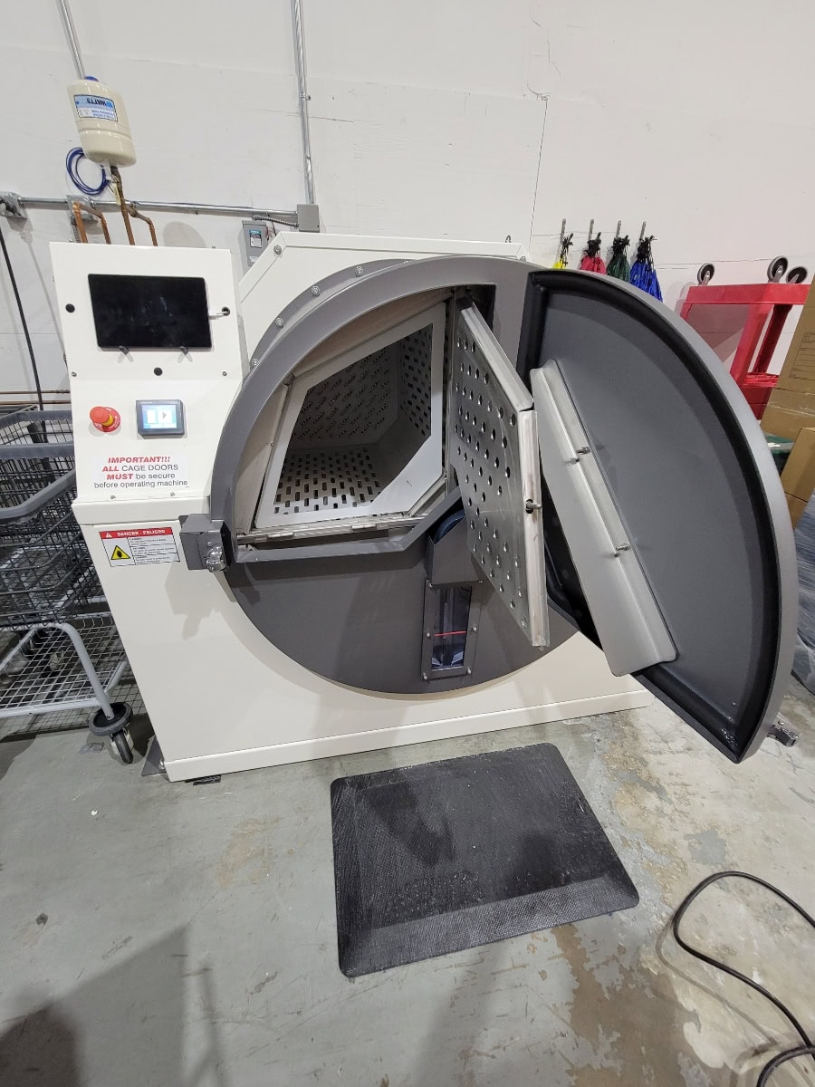 Esporta IS4200 Wash System, 2023 - Very Low Use - Image 3