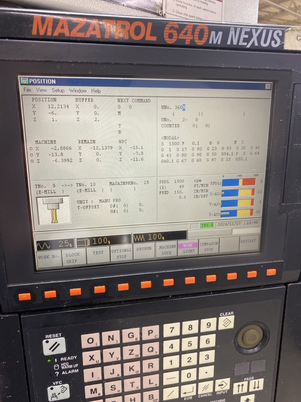 Mazak 410A CNC VMC, 2004 - 4th Axis Wired & Rotary, Renishaw Probe, Tool Setter, Chip Conveyor - Image 5