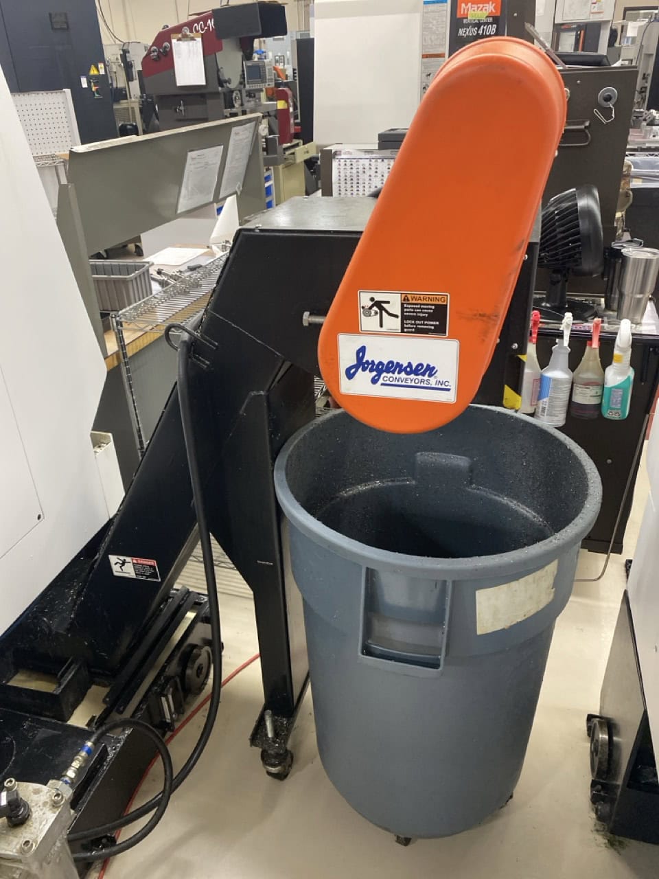 Mazak 410B-II CNC VMC, 2011 - 4th Axis Wired & Rotary, Renishaw Probe, Tool Setter, Chip Conveyor - Image 8