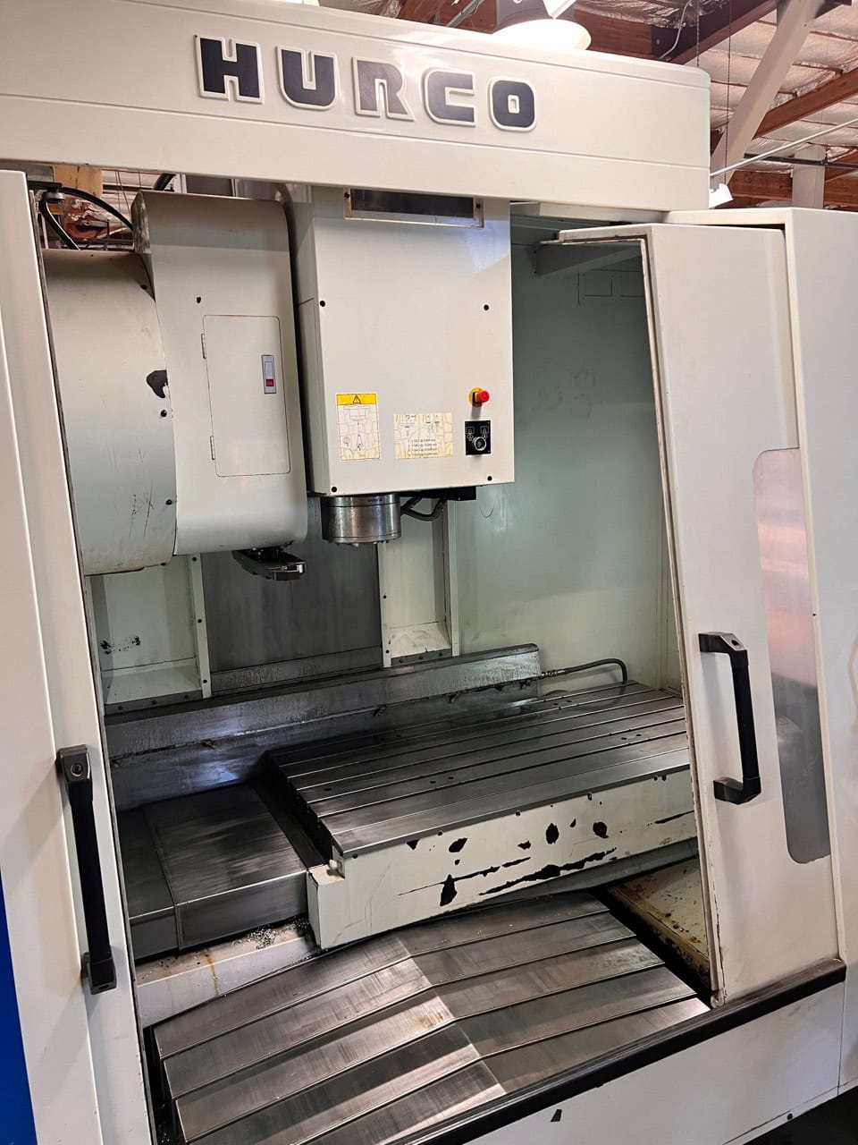 Hurco VMX-50 VMC, 2007 - DXF, Rigid Tap, Chip Conveyor - Image 2