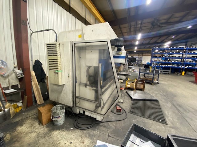 144 Ton x 10' Trumpf TrumaBend V130 Hydraulic Press Brake, 2000 - 6 Axis Backgauge - Image 2