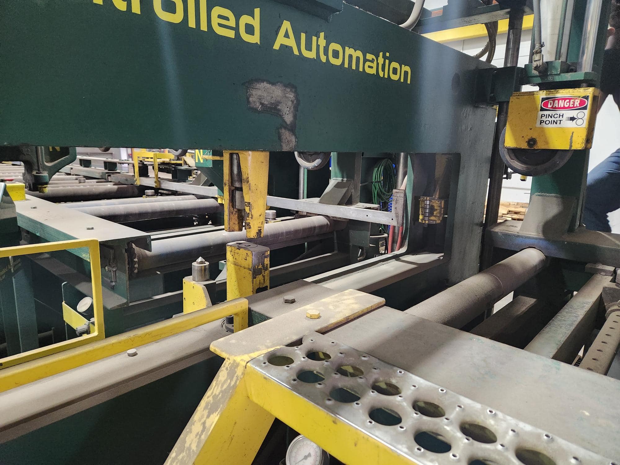 Controlled Automation Beamline Retro, 2005 - Fabriline 5-Press Beam Punch Line, 60’ length, 300lb/ft Powered Roller Conveyor Infeed/Outfeed, W/ 36” Web Throat - Image 2