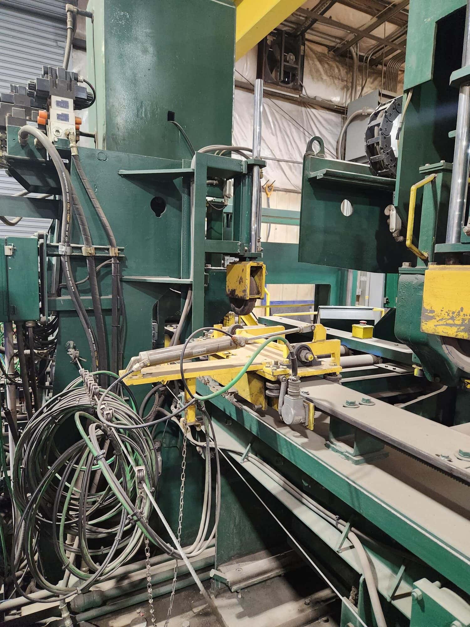 Controlled Automation Beamline Retro, 2005 - Fabriline 5-Press Beam Punch Line, 60’ length, 300lb/ft Powered Roller Conveyor Infeed/Outfeed, W/ 36” Web Throat - Image 10