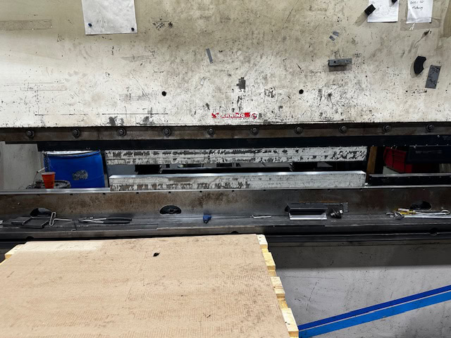 175 Ton x 12' Wysong MTH175-144 Hydraulic Press Brake, 1999 - Image 3