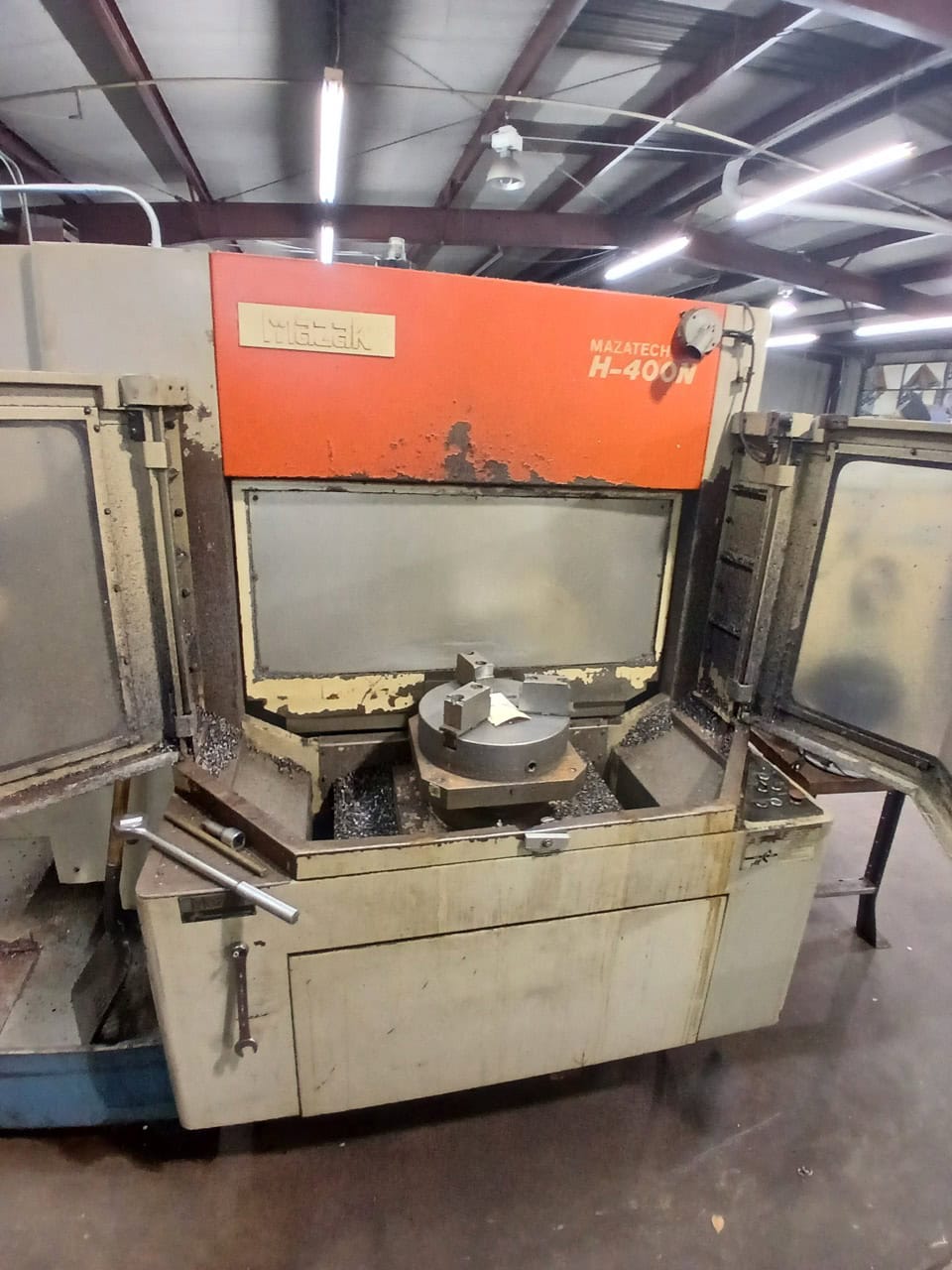 Mazak H400N CNC HMC, 1992 - Chip Conveyor - Image 3