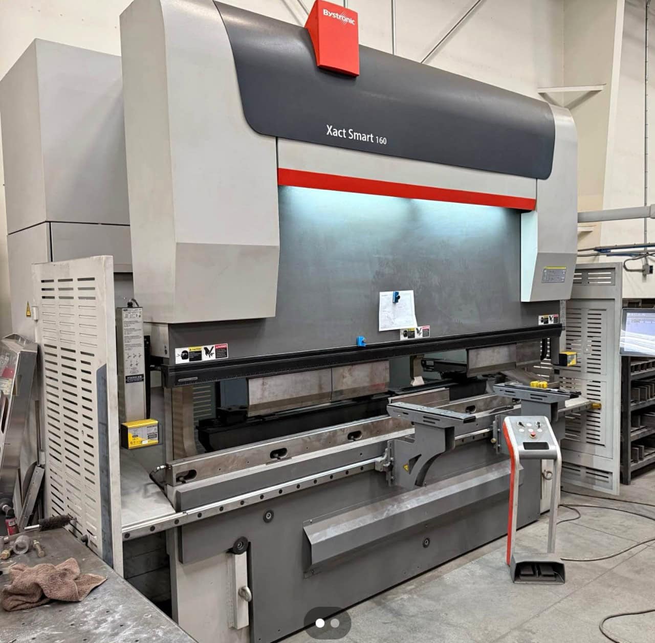 176 Ton x 10' Bystronic Xact Smart 160 CNC Press Brake, 2020 - 5-Axis CNC Backgauge - Image 3