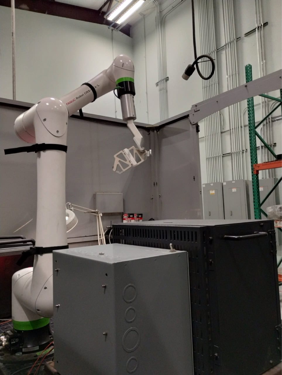 LightBOT Co Robot Weld System, 2023 - IPG LightWELD XR01500 Handheld, Fanuc CRX 10iA/L Robot, LOW HOURS - Image 4