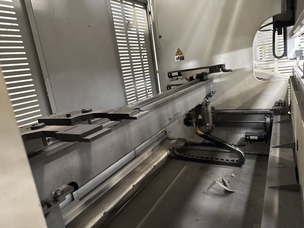 176 Ton x 10' Bystronic Xact Smart 160 CNC Press Brake, 2020 - 5-Axis CNC Backgauge - Image 4