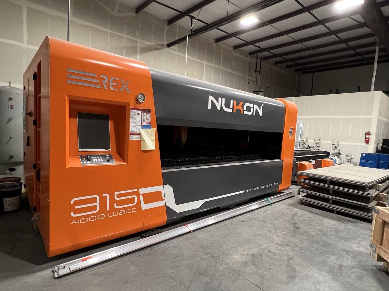 4000 Watt Nukon REX315 GX Fiber Laser, 2022 - 5'x10' Table, Dust Collector, Chiller - Image 4