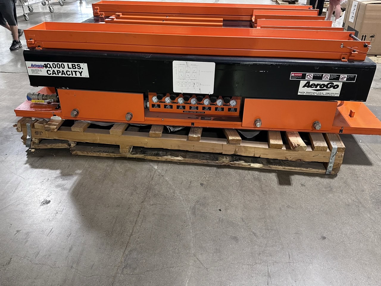 Aergo Autoquip 40,000 lb Lift Table, 2011 - Image 5