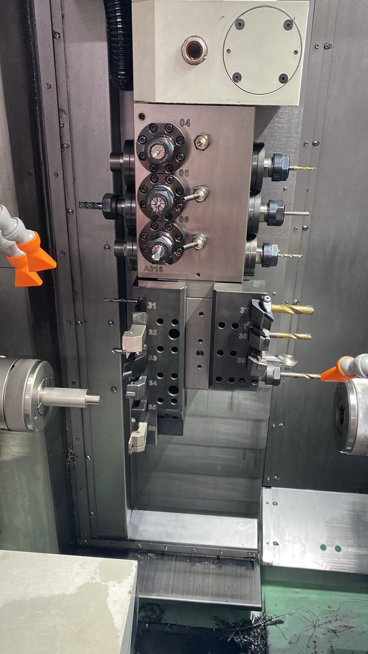 Quickteck I-42 Twin Multi-Axis Lathe, 2018 - 12' Tracer Bar Feeder - Image 5