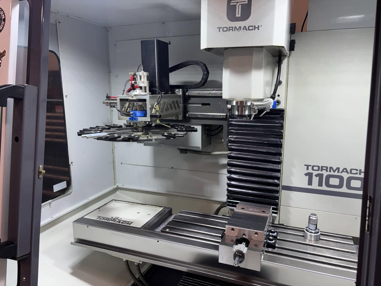 Tormach 1100M VMC, 2019 - 5th axis, 3D probing, 16 ATC, Masso G3 Control - Image 5