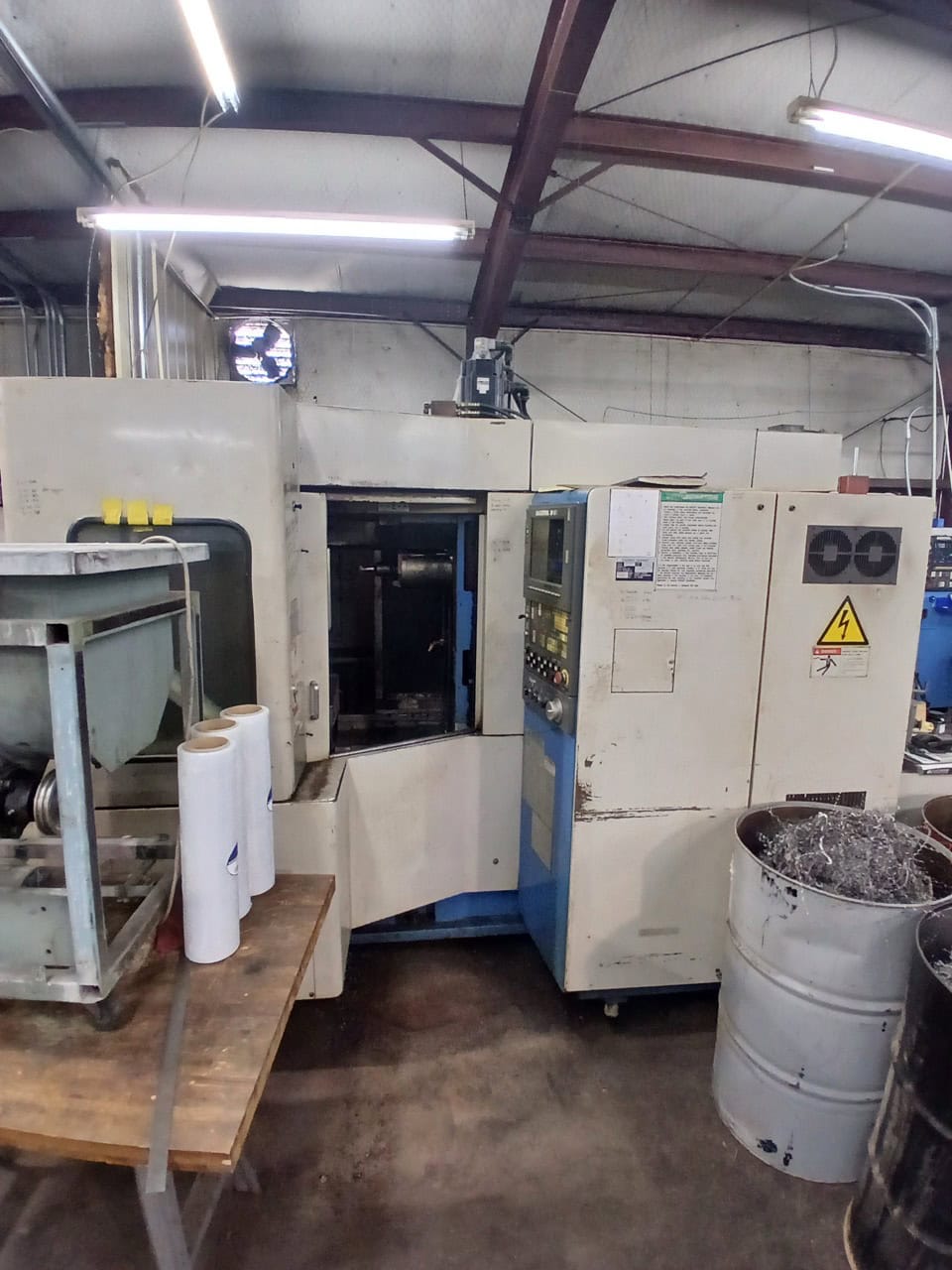 Mazak H400N CNC HMC, 1992 - Chip Conveyor - Image 6