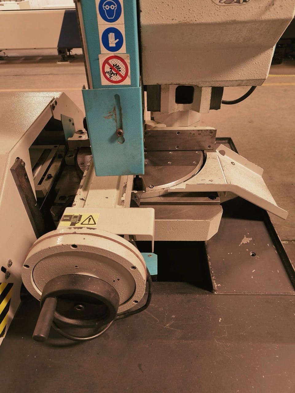 14" KMT C370A-NC Cold Saw, 2022 - Extended 50" Feeder - Image 8