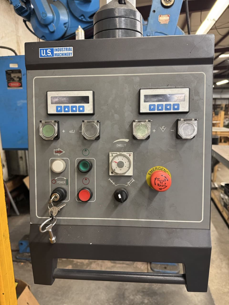 88 Ton x 8' US Industrial USHB88-8M Hydraulic Press Brake, 2014 - Backgauge - Image 2