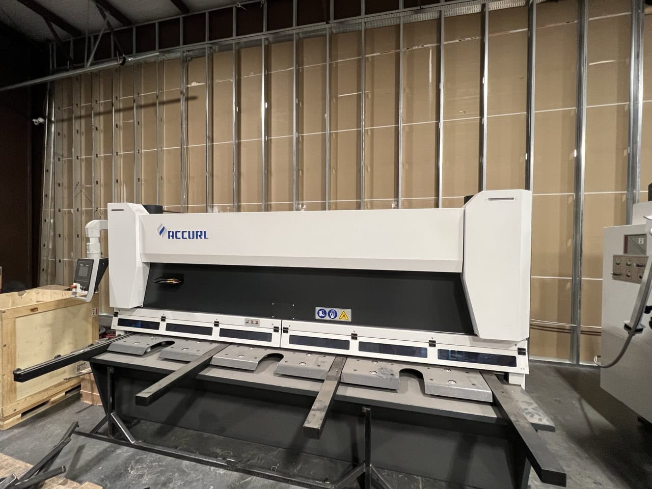 1/4" x 10' Accurl MasterCut Guillotine Shear, 2022 - Light Curtain, Backgauge - Image 2