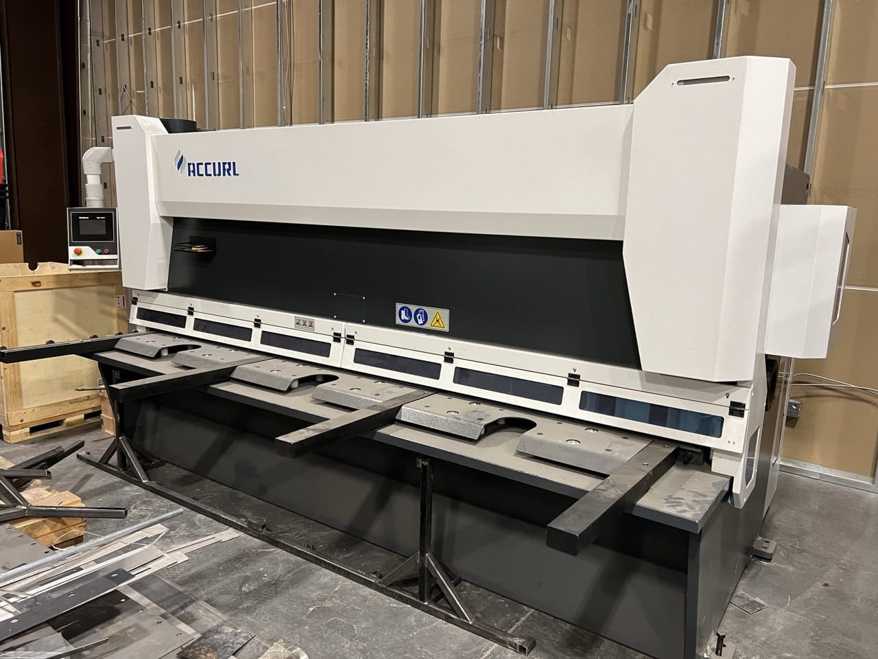 1/4" x 10' Accurl MasterCut Guillotine Shear, 2022 - Light Curtain, Backgauge - Image 9