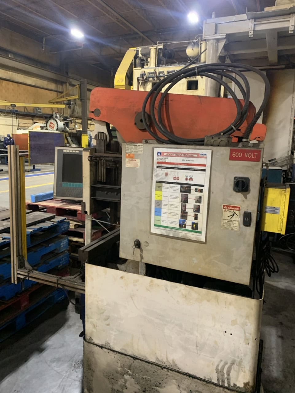 60 Ton x 8 Accurpress 7608 Hydraulic Press Brake, 2000 - Backgauge - Image 2