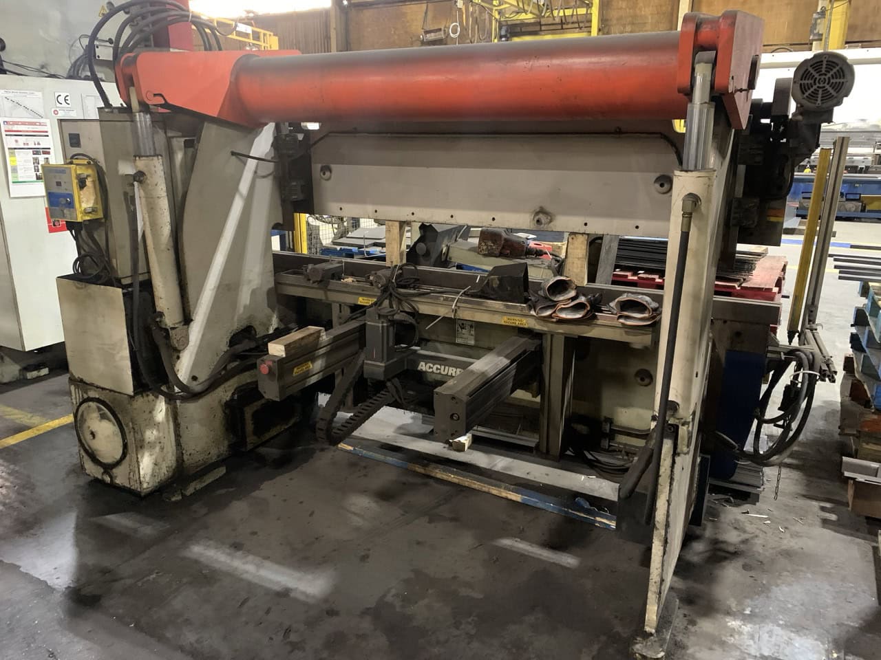 60 Ton x 8 Accurpress 7608 Hydraulic Press Brake, 2000 - Backgauge - Image 3